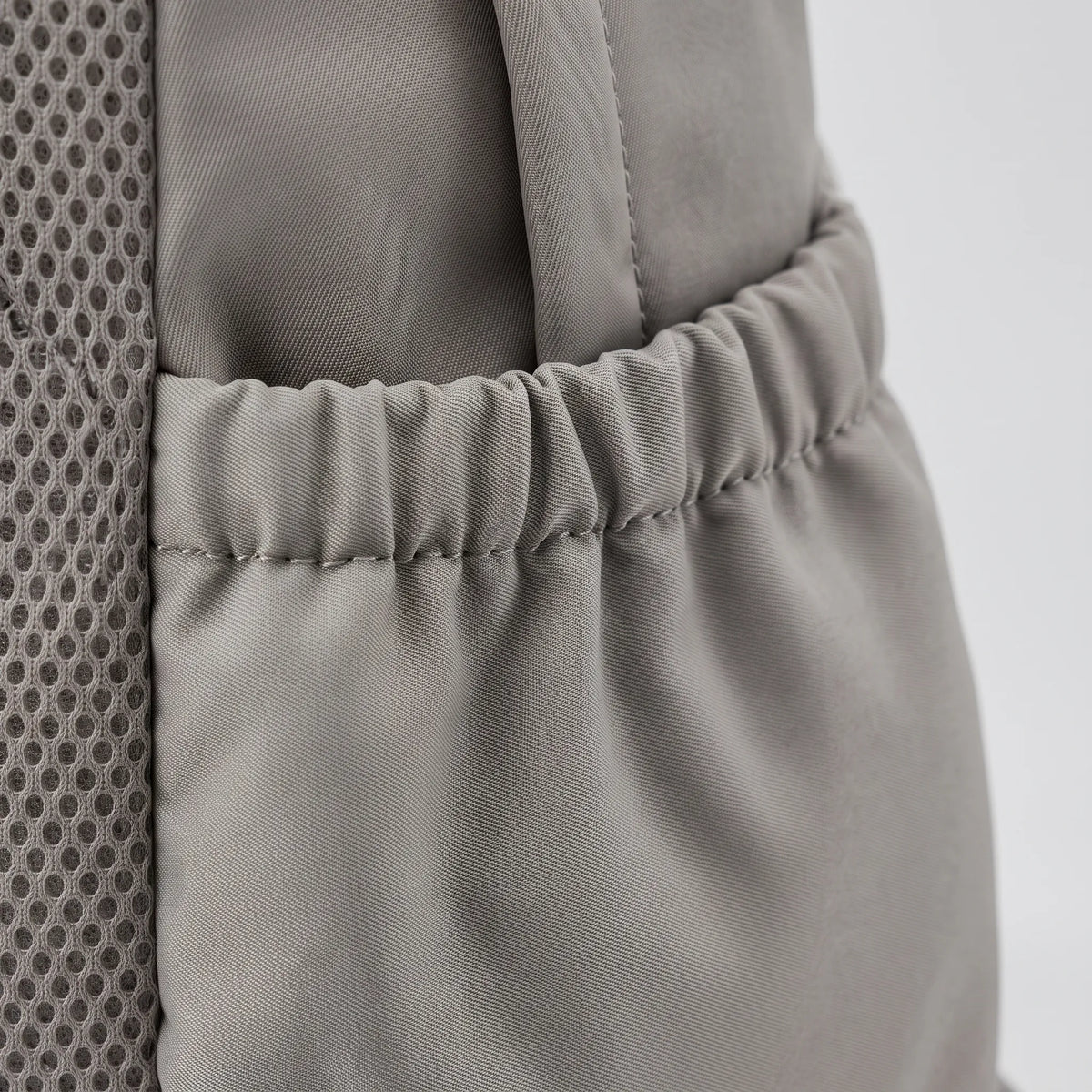 Mochila Casual de Nailon 29 L con Compartimento para Portátil