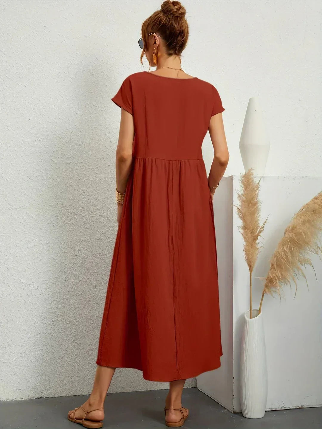 Gabrielle — Vestido Midi Fluido con Elegancia Atemporal