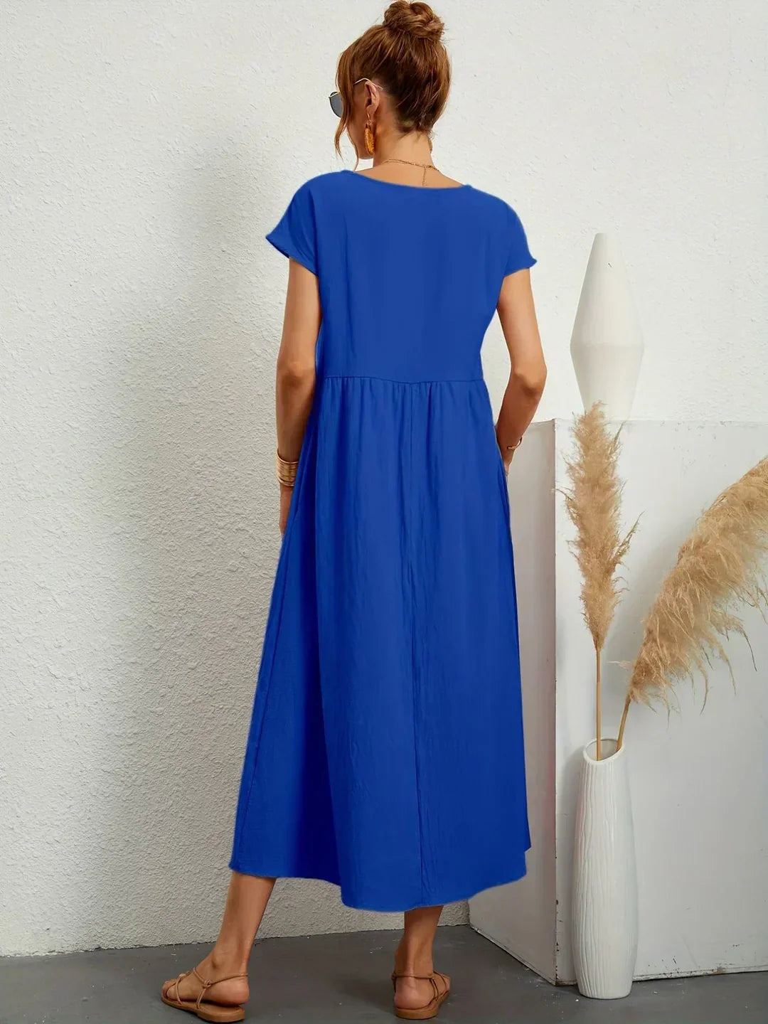 Gabrielle — Vestido Midi Fluido con Elegancia Atemporal