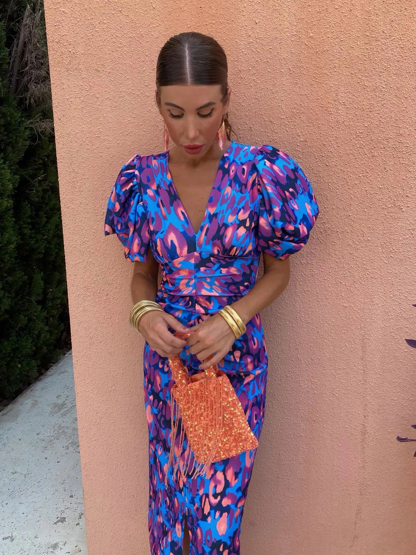 Vestido de Primavera para Mujer | Escote en V y Mangas Abullonadas