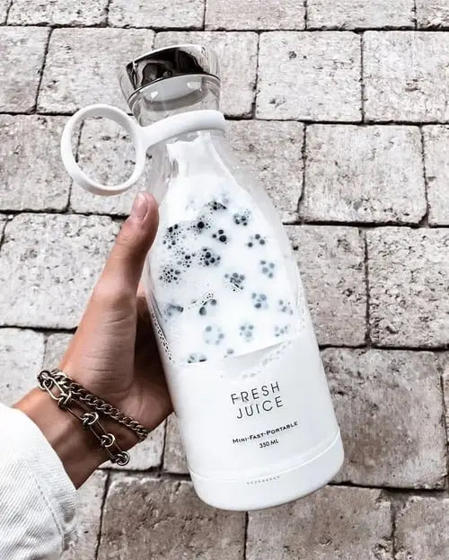 Batidora Portátil Inalámbrica para Smoothies con Batería USB y Cuchillas de Acero Inoxidable