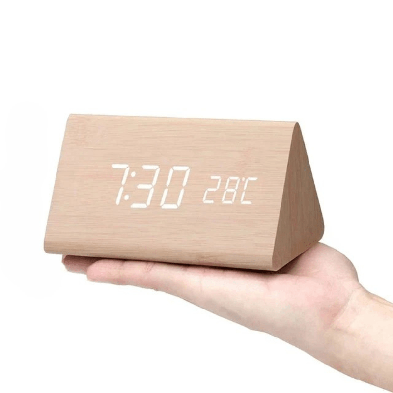 WoodSense Reloj de Madera LED – Controlado por Voz y Estiloso para Cualquier Espacio
