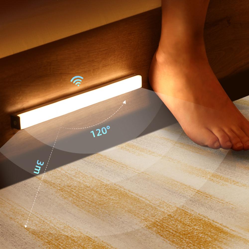 Luz nocturna LED con sensor para cama de madera