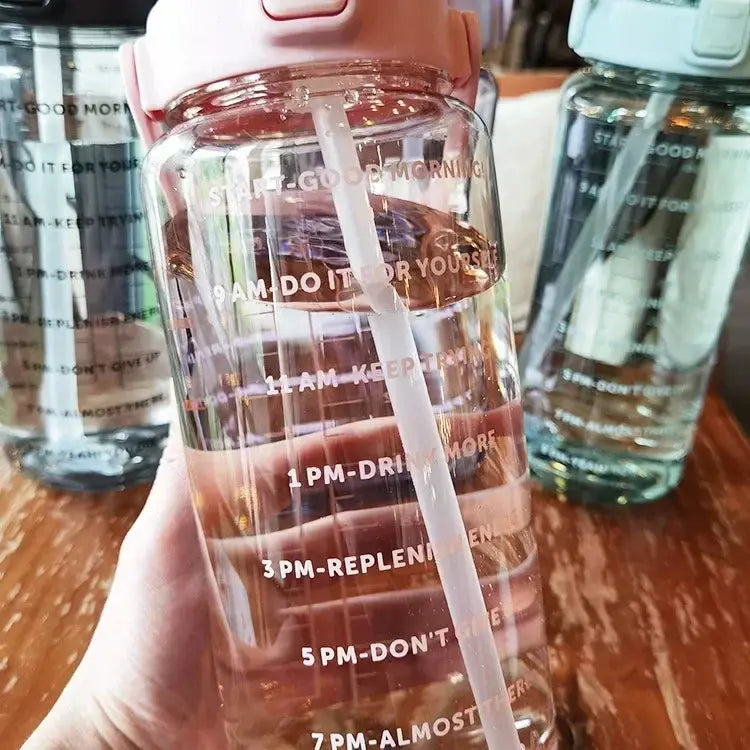 Botella de Agua de 2 L con Pajita, Asa y Marcadores Horarios para Deporte y Oficina