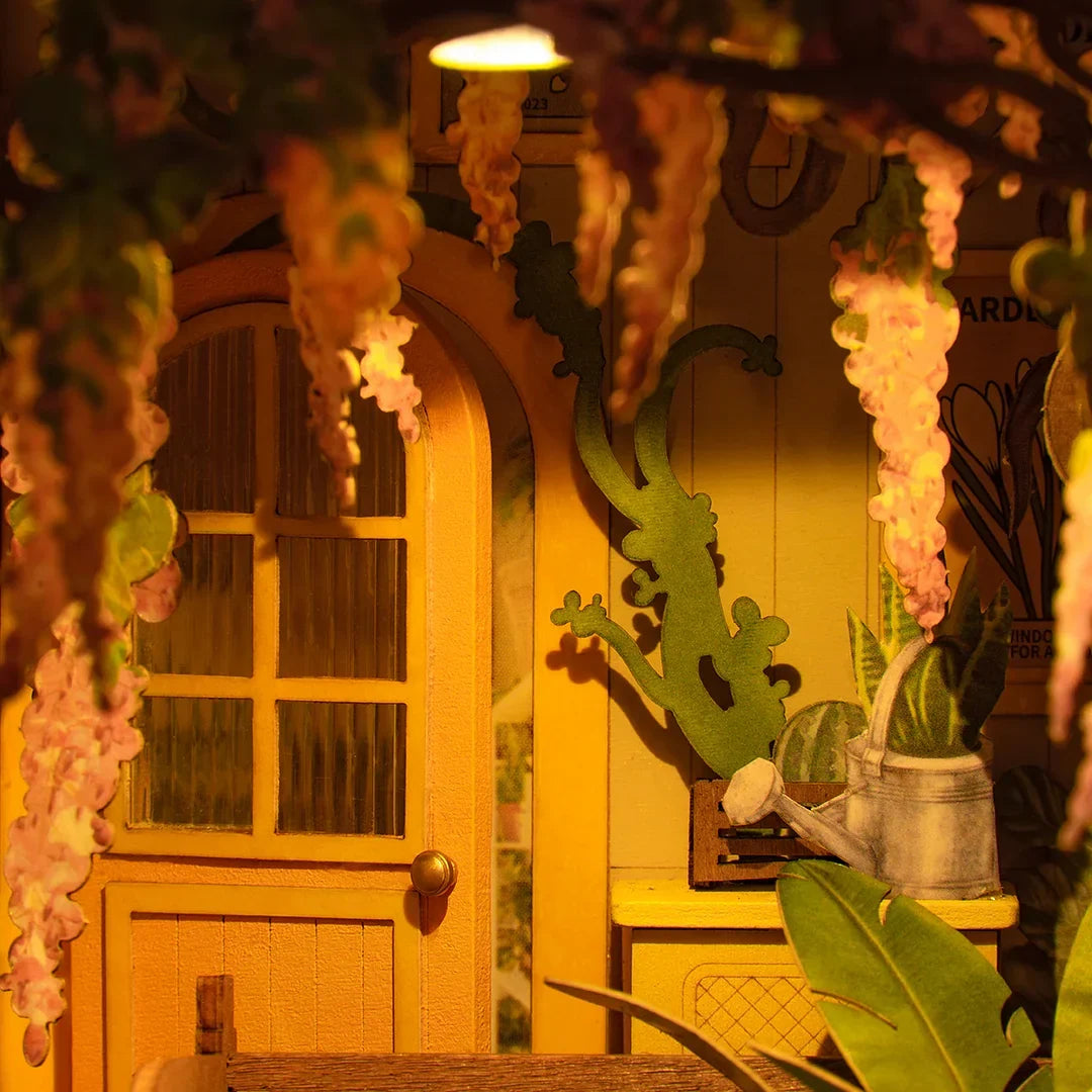 Maqueta Book Nook DIY Greenhouse de 176 piezas con luz LED