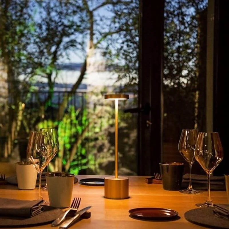 Lámpara de Mesa LED Metálica Inalámbrica