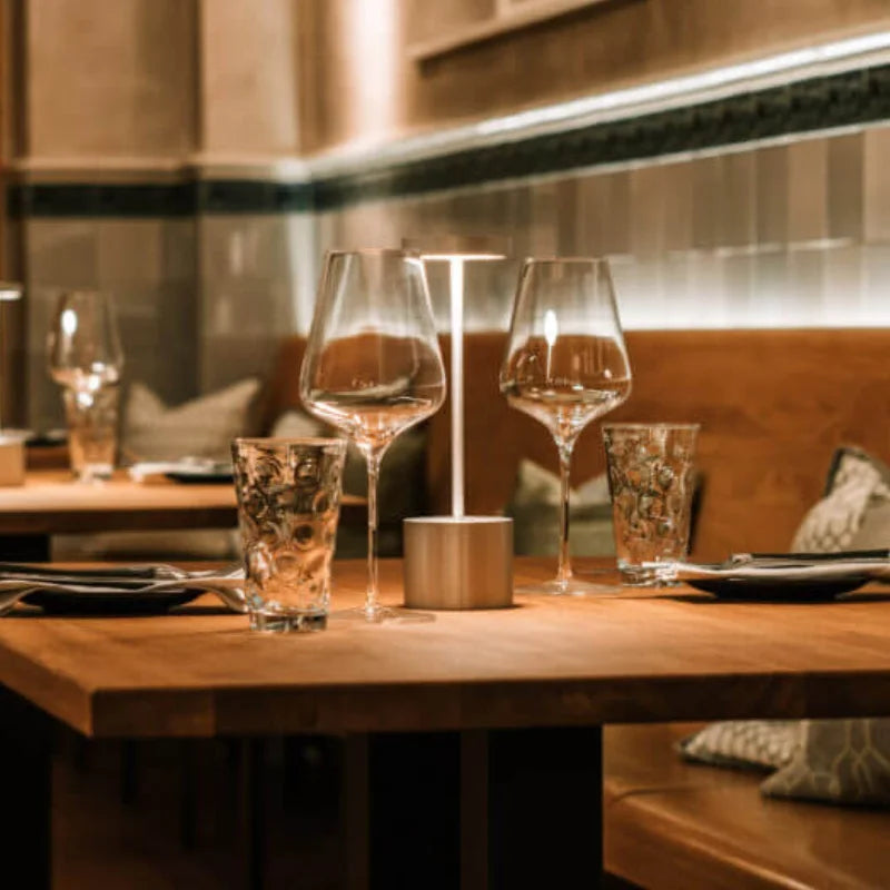 Lámpara de Mesa LED Metálica Inalámbrica