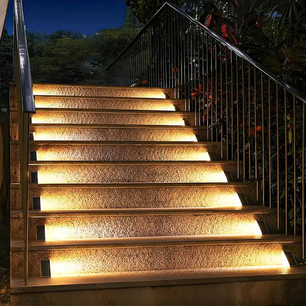 Set led-zonnelampen voor buitentrappen met IP67-bescherming