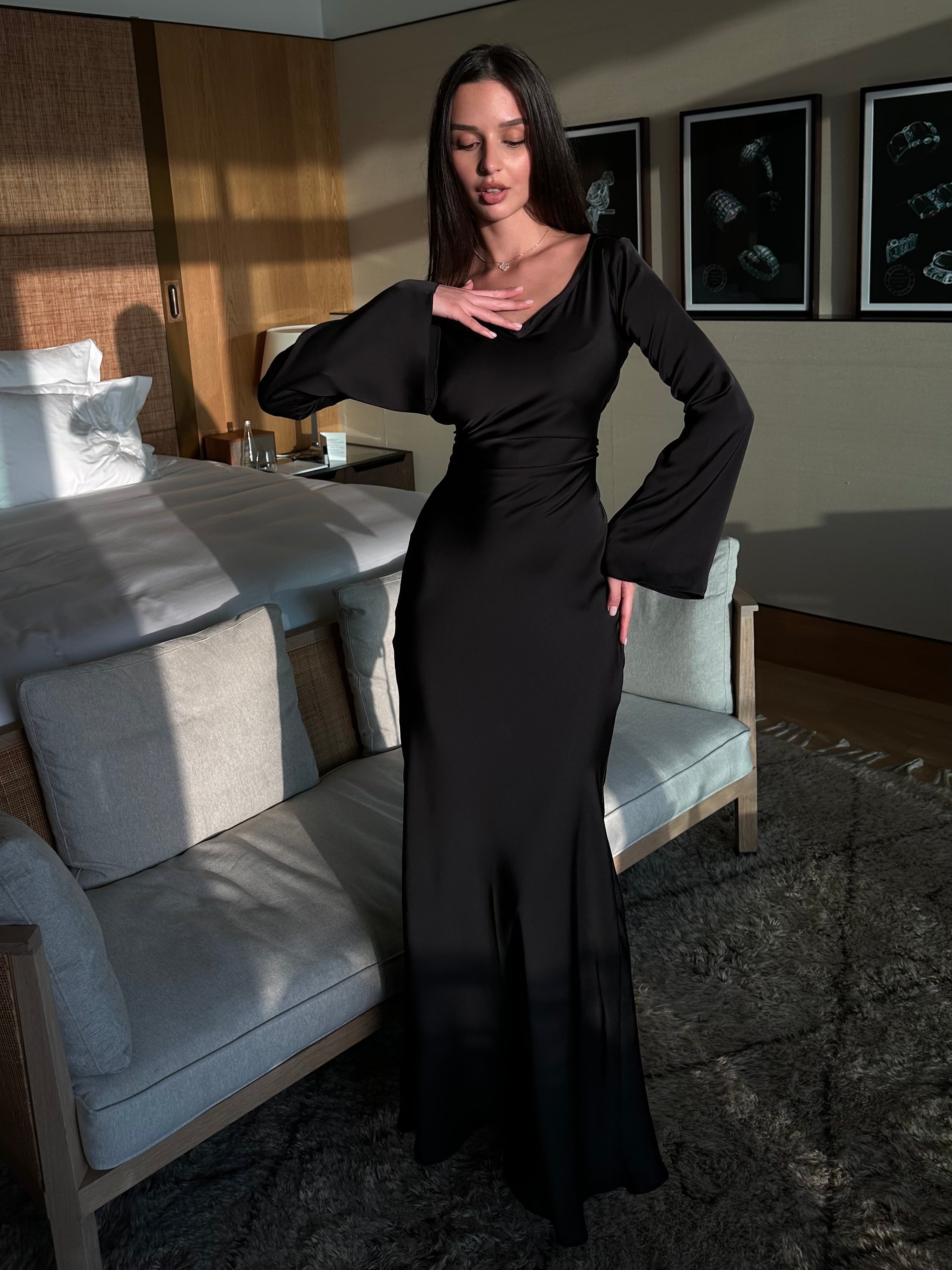 Vestido Maxi Volante de Manga Larga para Mujer | Elegancia Sin Esfuerzo