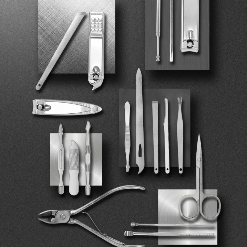 Manicure- en pedicureset van 19 stuks met etui