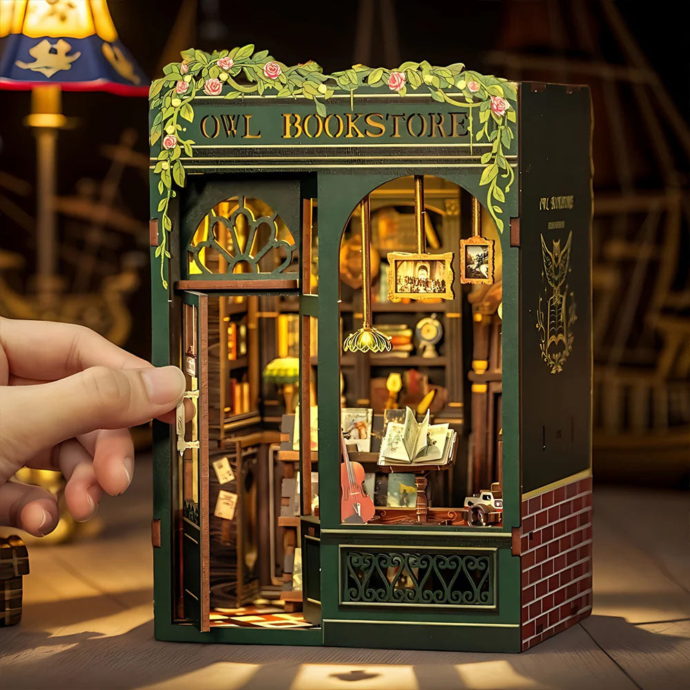Maqueta Book Nook DIY Owl Bookstore de 88 piezas con luz LED
