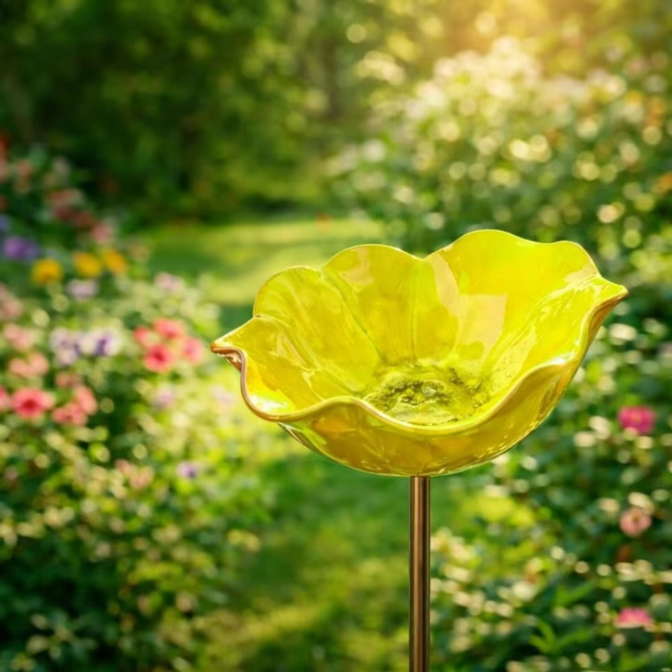 Bebedero Floral Artesanal para Pájaros – Dale Vida a tu Jardín